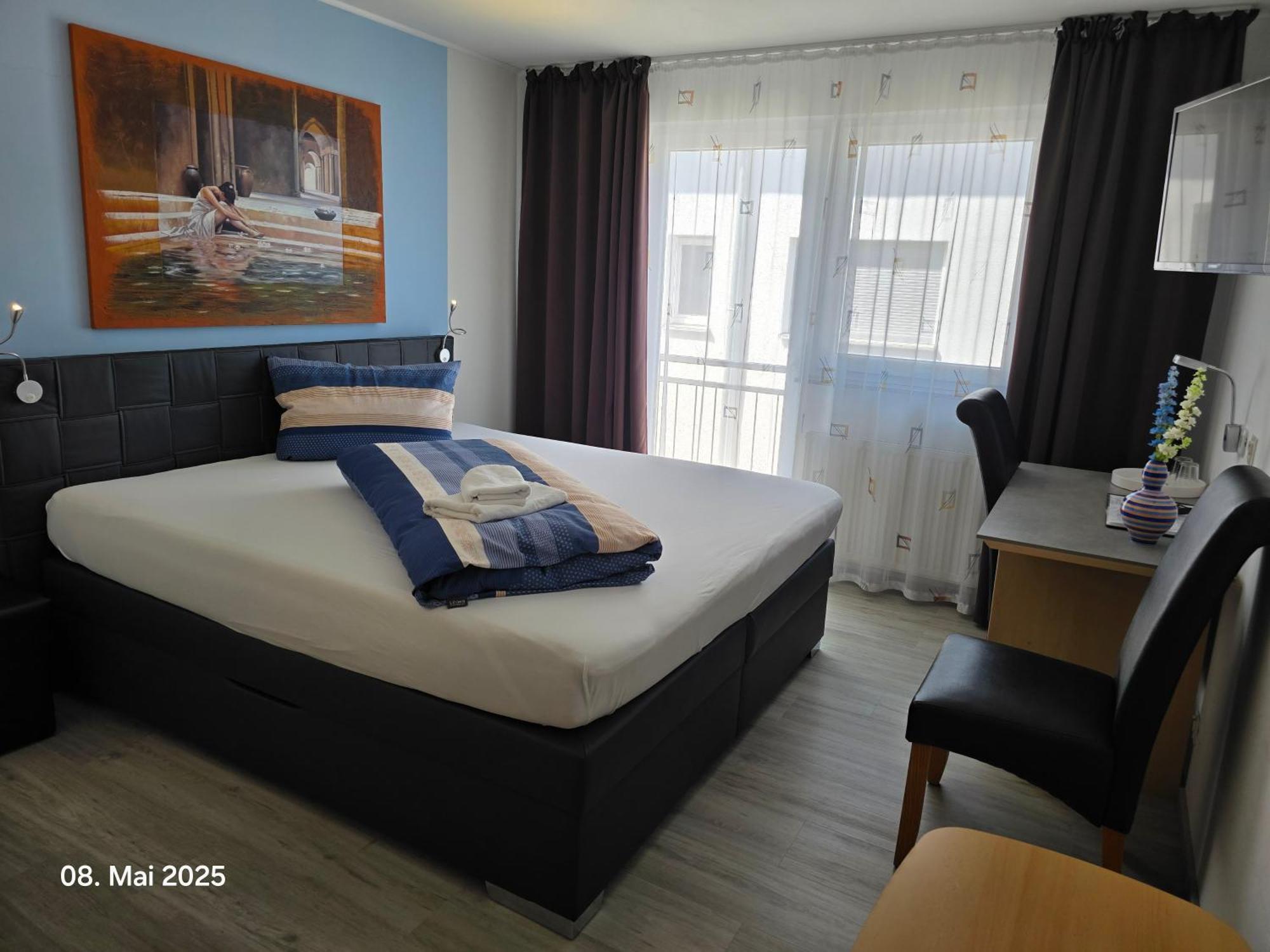 Hotel Ackermann Riedstadt Eksteriør bilde