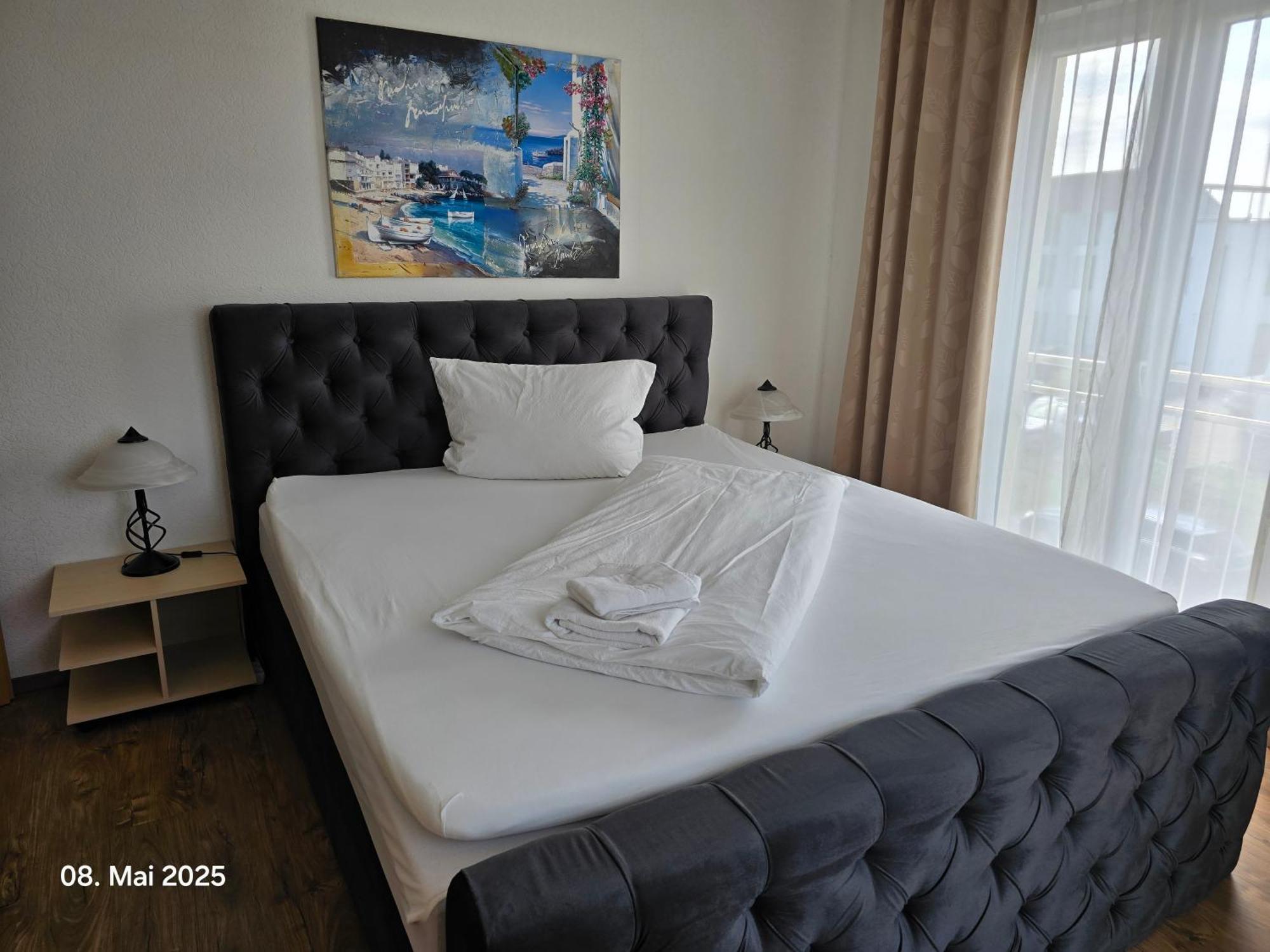 Hotel Ackermann Riedstadt Eksteriør bilde